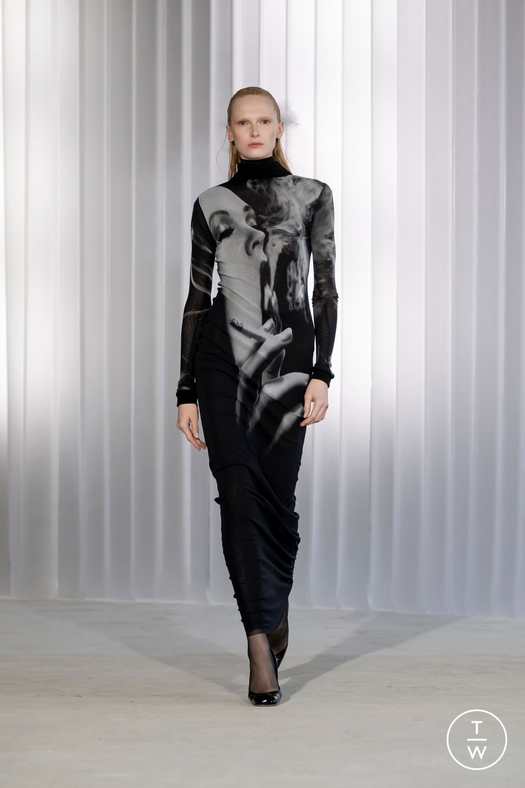 Fashion Week Paris Fall/Winter 2026 look 27 de la collection Jean Paul Gaultier womenswear