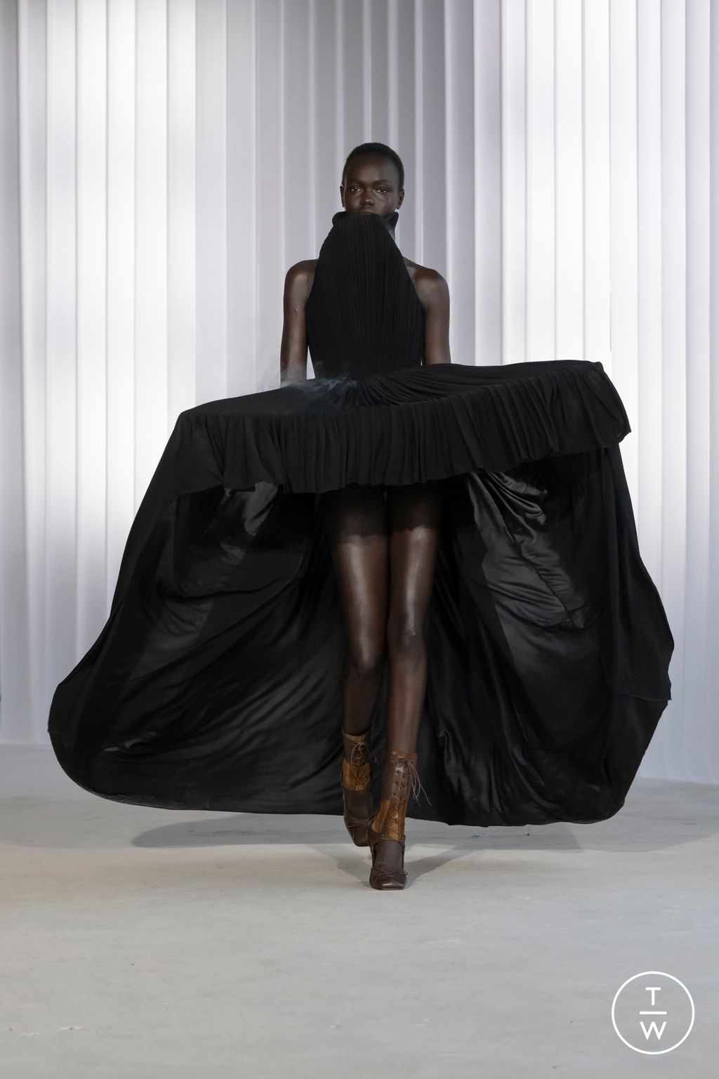 Fashion Week Paris Fall/Winter 2026 look 29 from the Jean Paul Gaultier collection 女装