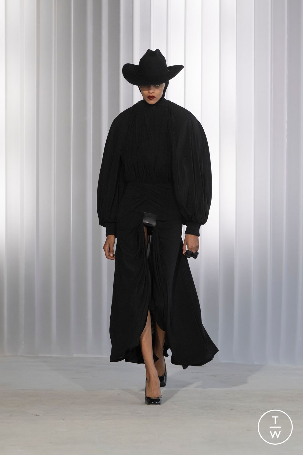 Fashion Week Paris Fall/Winter 2026 look 42 de la collection Jean Paul Gaultier womenswear