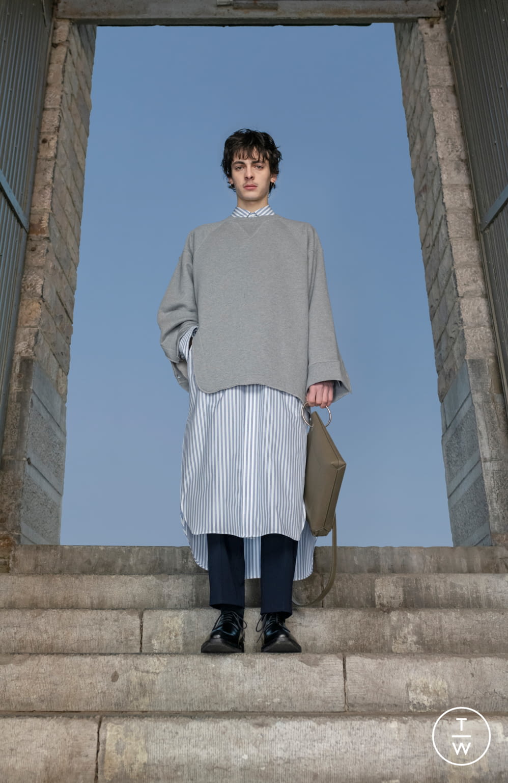 Fashion Week Paris Fall/Winter 2021 look 11 de la collection Dries Van Noten menswear