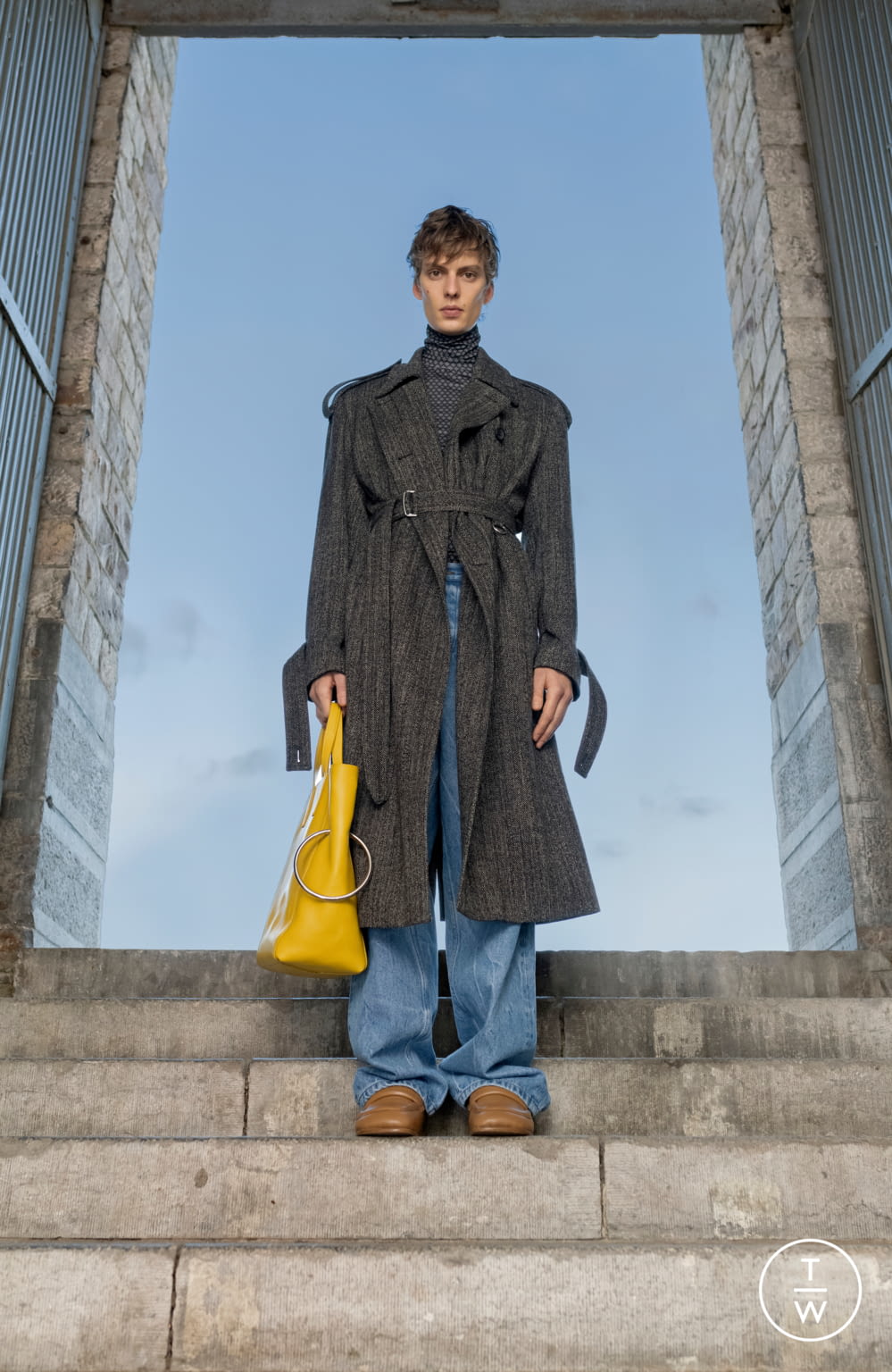 Fashion Week Paris Fall/Winter 2021 look 14 from the Dries Van Noten collection menswear