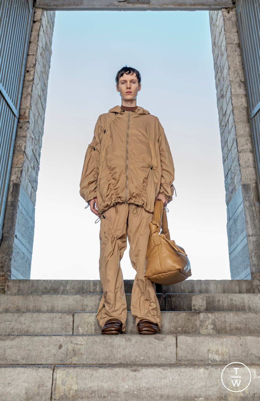 Fashion Week Paris Fall/Winter 2021 look 26 from the Dries Van Noten collection menswear