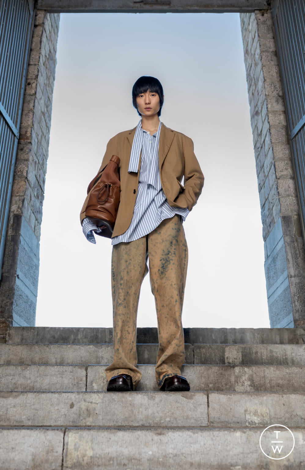 Fashion Week Paris Fall/Winter 2021 look 28 from the Dries Van Noten collection menswear