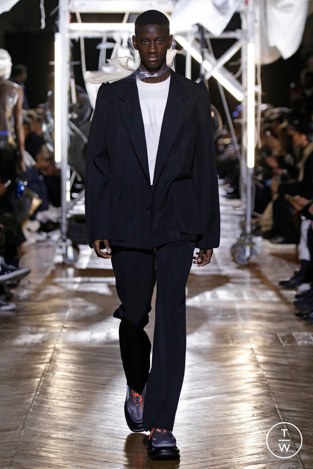 Fashion Week Paris Fall/Winter 2020 look 3 from the Botter collection 男装