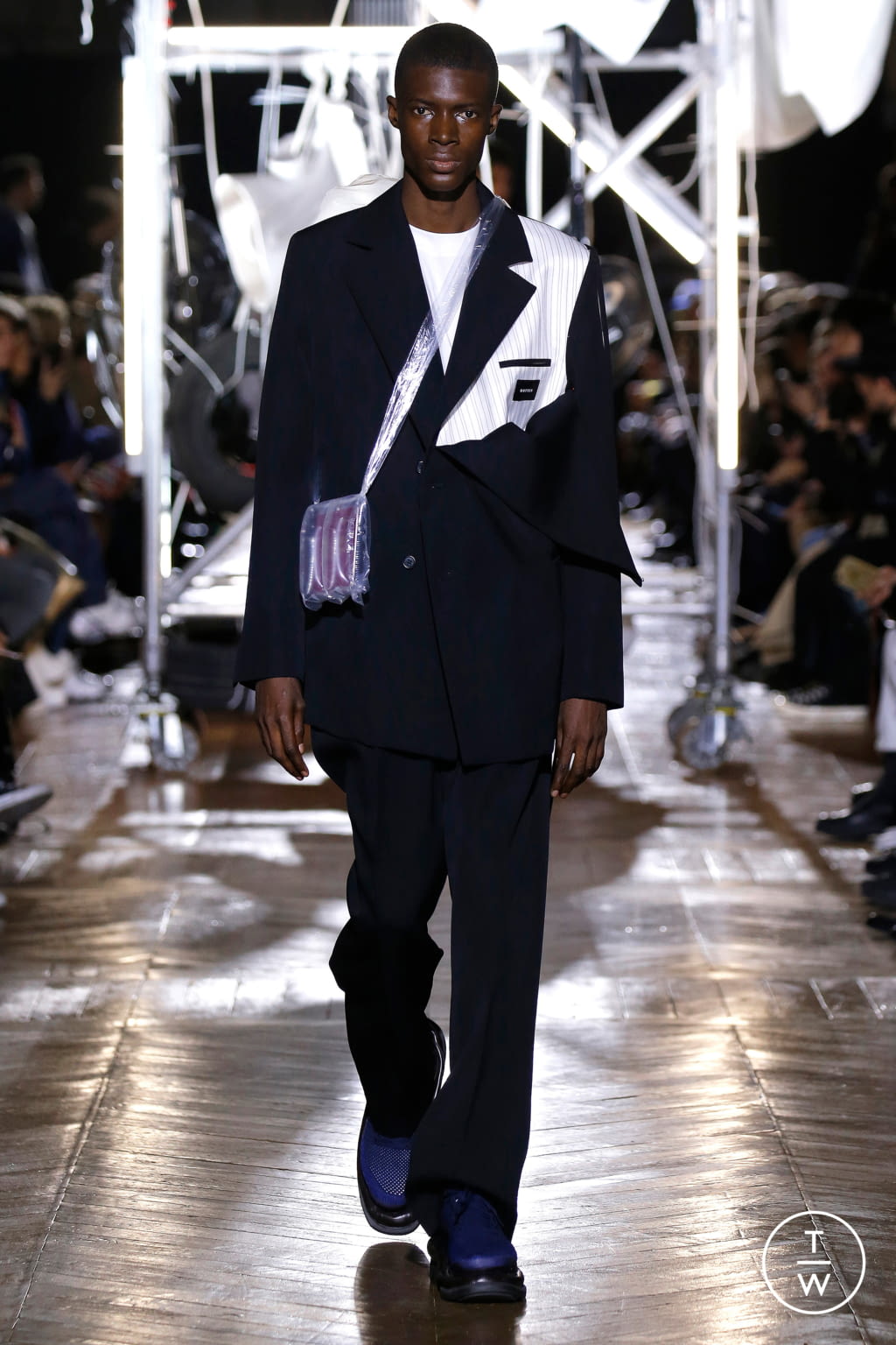 Fashion Week Paris Fall/Winter 2020 look 9 from the Botter collection 男装
