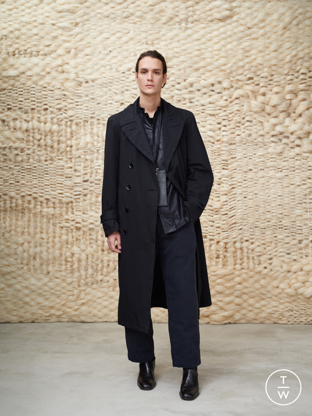 Fashion Week Paris Fall/Winter 2020 look 3 from the Lemaire collection 男装