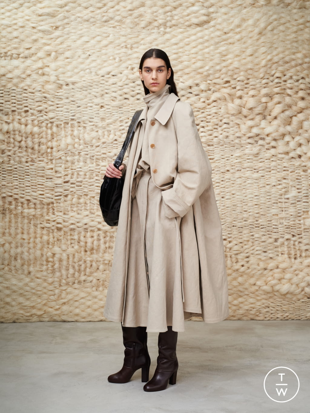 Fashion Week Paris Fall/Winter 2020 look 9 de la collection Lemaire menswear
