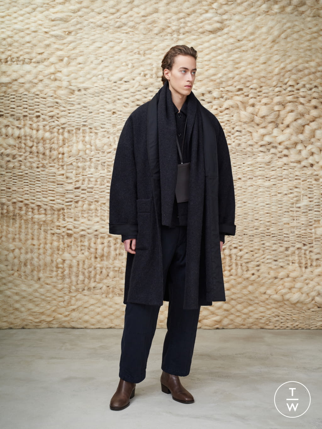 Fashion Week Paris Fall/Winter 2020 look 10 de la collection Lemaire menswear
