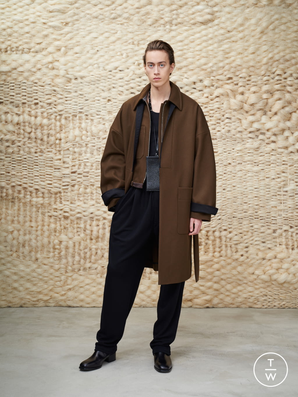 Fashion Week Paris Fall/Winter 2020 look 13 from the Lemaire collection menswear