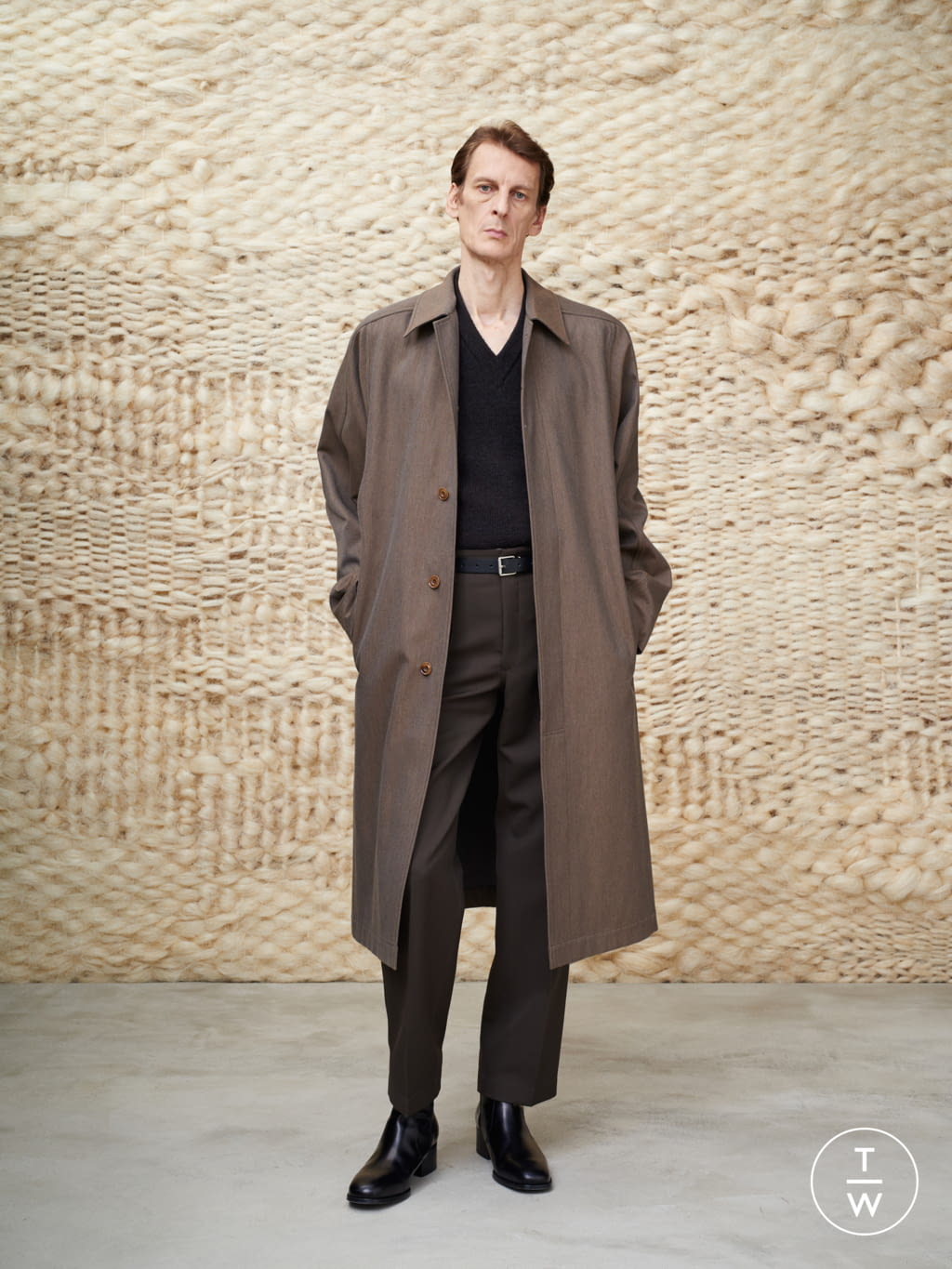 Fashion Week Paris Fall/Winter 2020 look 25 from the Lemaire collection menswear