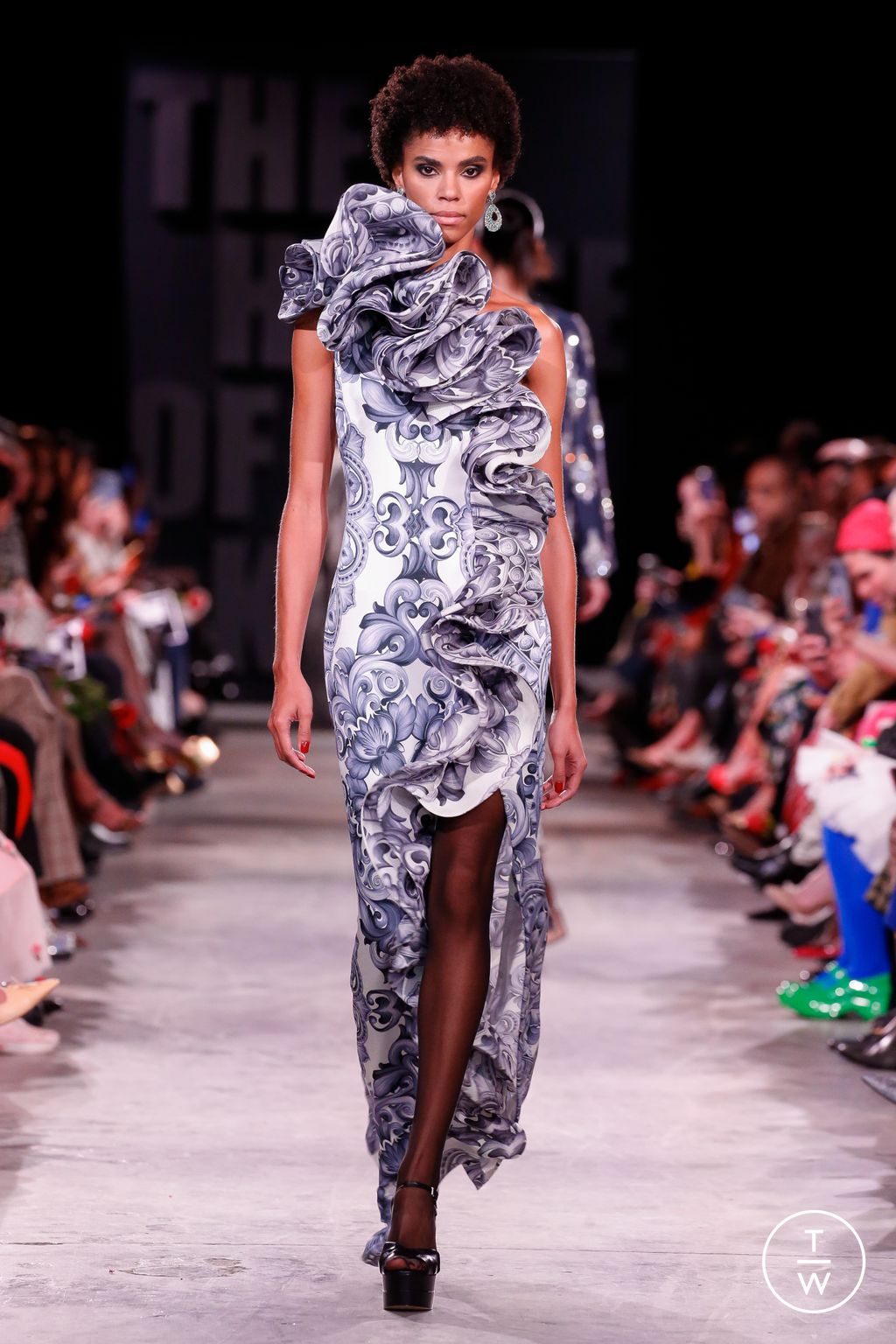 Fashion Week New York Fall/Winter 2023 look 12 from the Naeem Khan collection womenswear