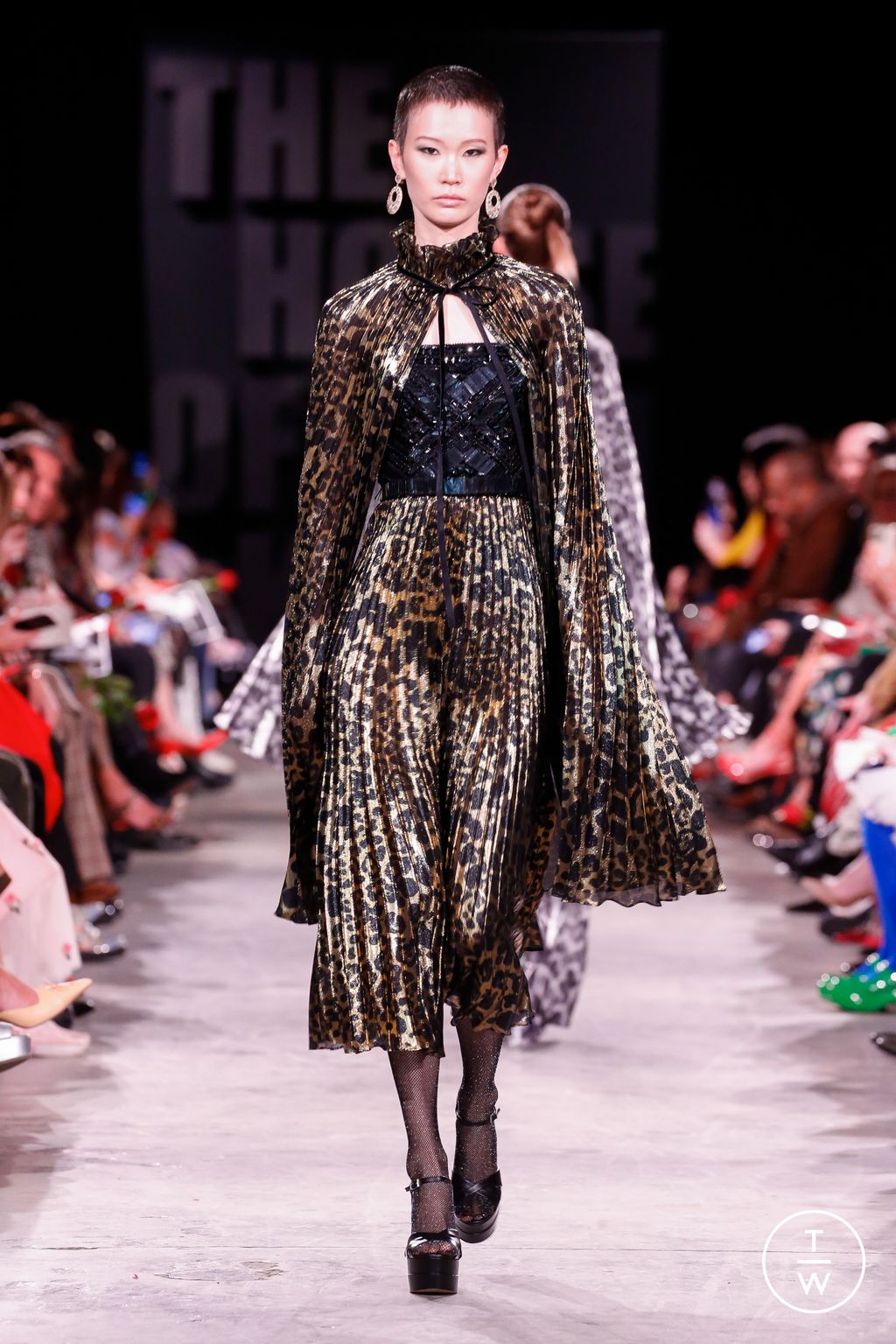 Fashion Week New York Fall/Winter 2023 look 15 from the Naeem Khan collection womenswear