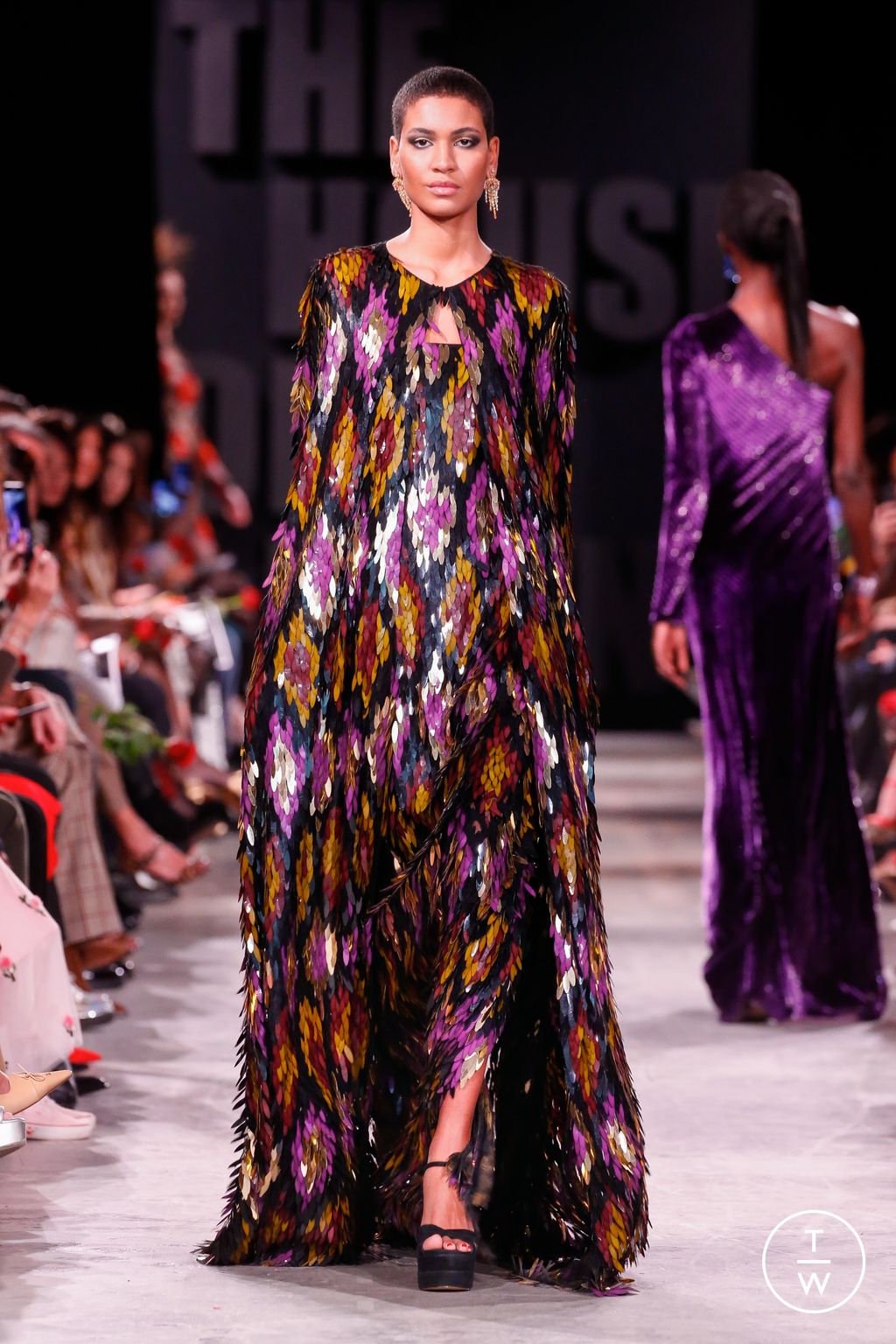 Fashion Week New York Fall/Winter 2023 look 23 from the Naeem Khan collection womenswear