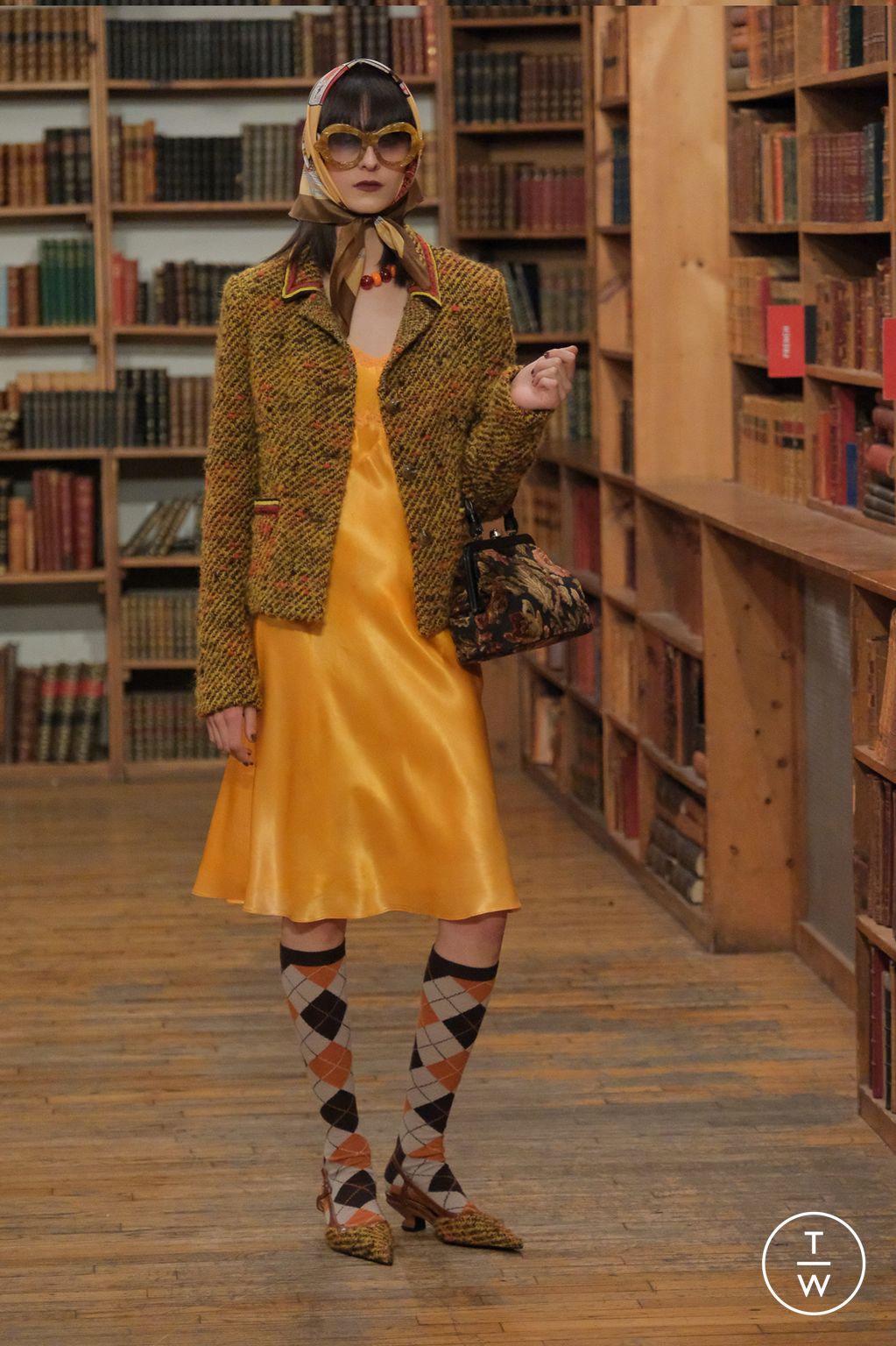 Fashion Week New York Fall/Winter 2024 look 10 de la collection Anna Sui womenswear