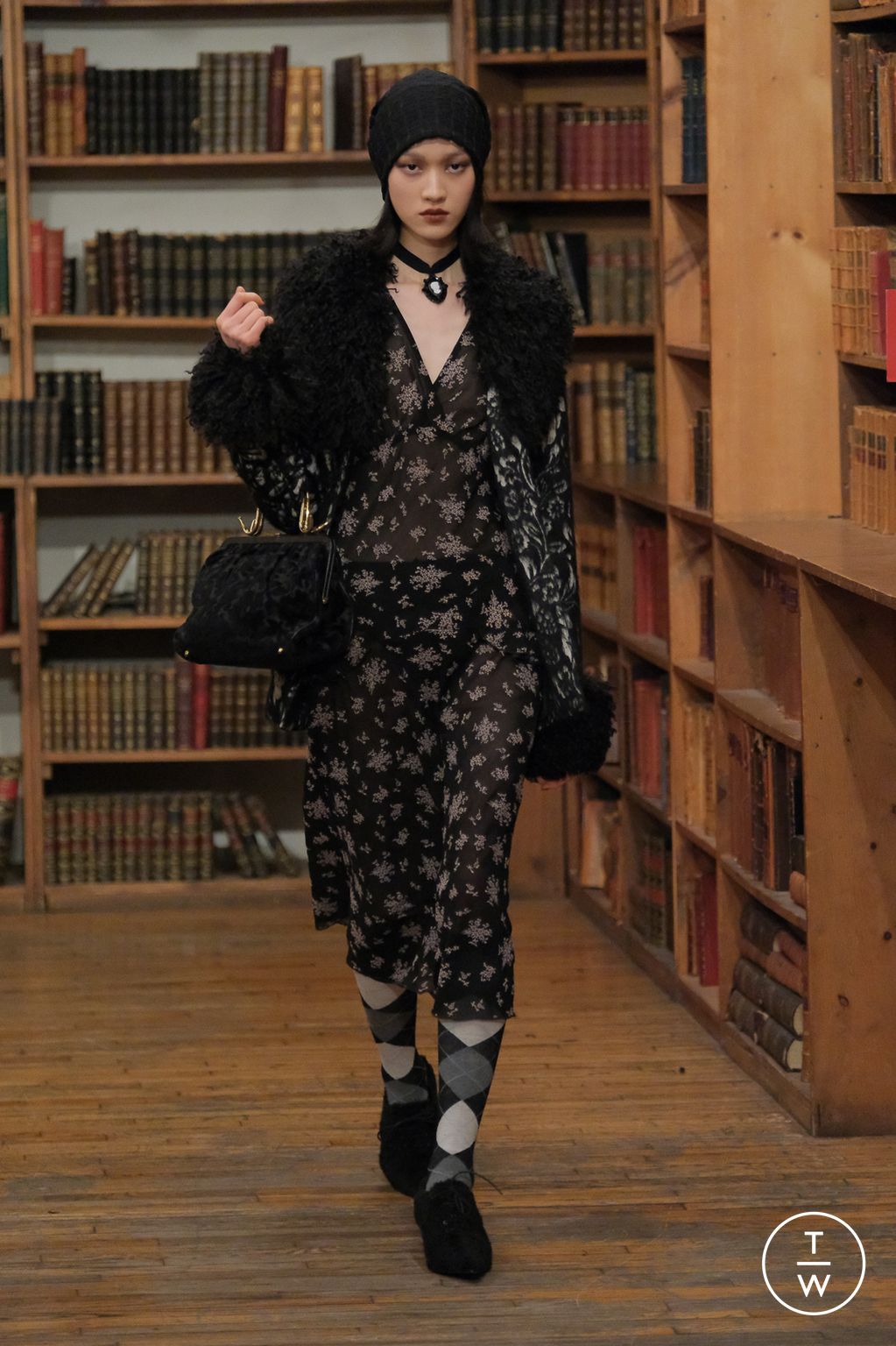 Fashion Week New York Fall/Winter 2024 look 28 de la collection Anna Sui womenswear
