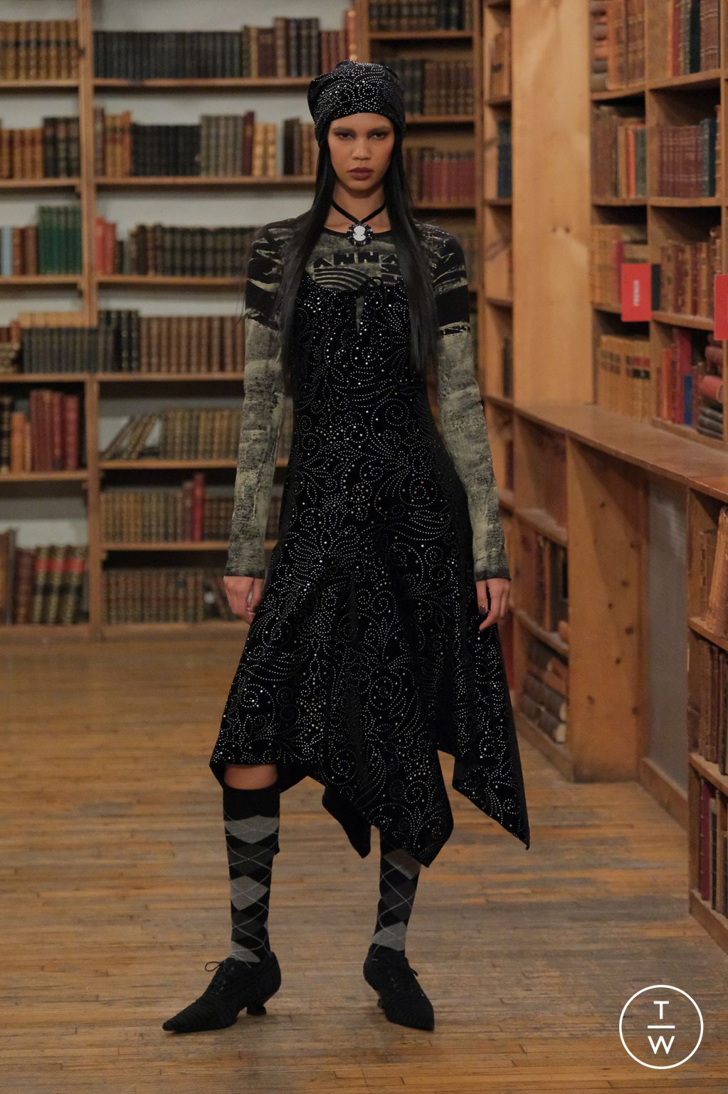 Fashion Week New York Fall/Winter 2024 look 31 from the Anna Sui collection womenswear