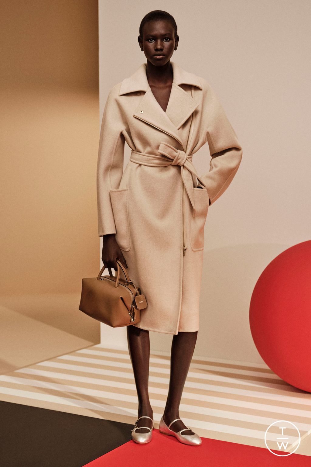 Fashion Week Milan Pre-Fall 2024 look 11 from the Max Mara collection 女装