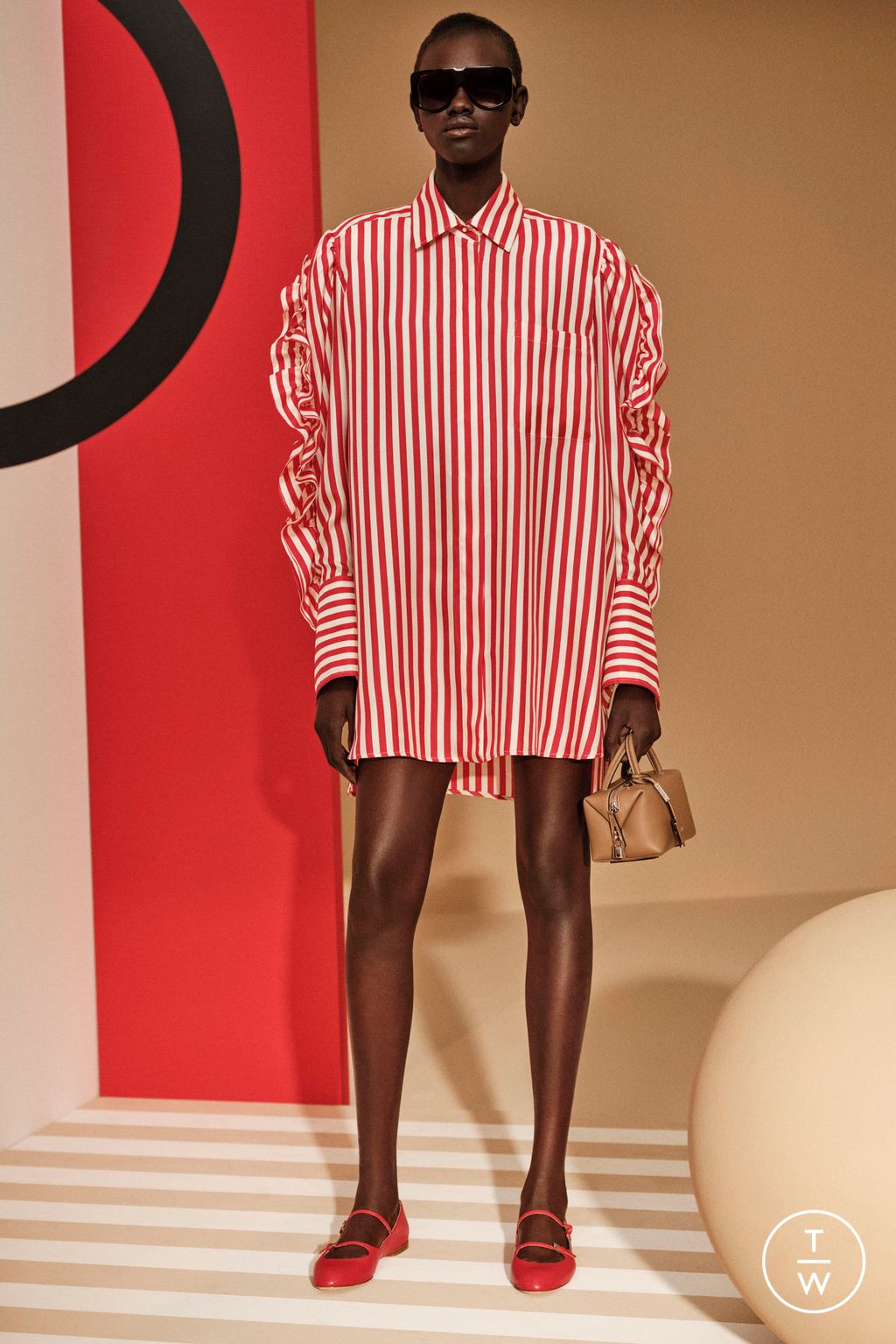 Fashion Week Milan Pre-Fall 2024 look 17 from the Max Mara collection womenswear