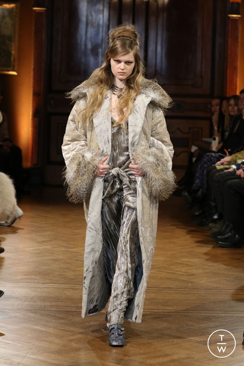 Fashion Week New York Fall/Winter 2026 look 36 from the Anna Sui collection womenswear
