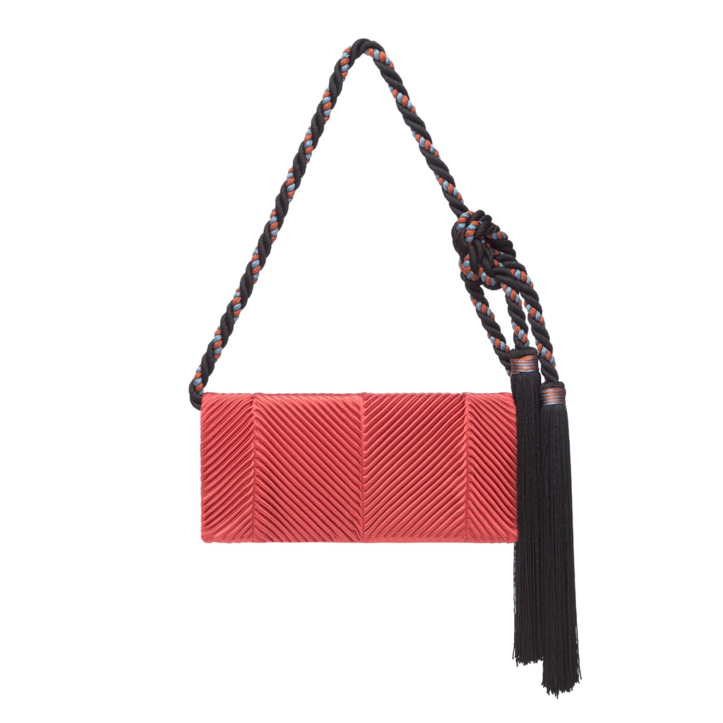 Fashion Week Milan Fall/Winter 2018 look 10 from the Giorgio Armani collection womenswear accessories