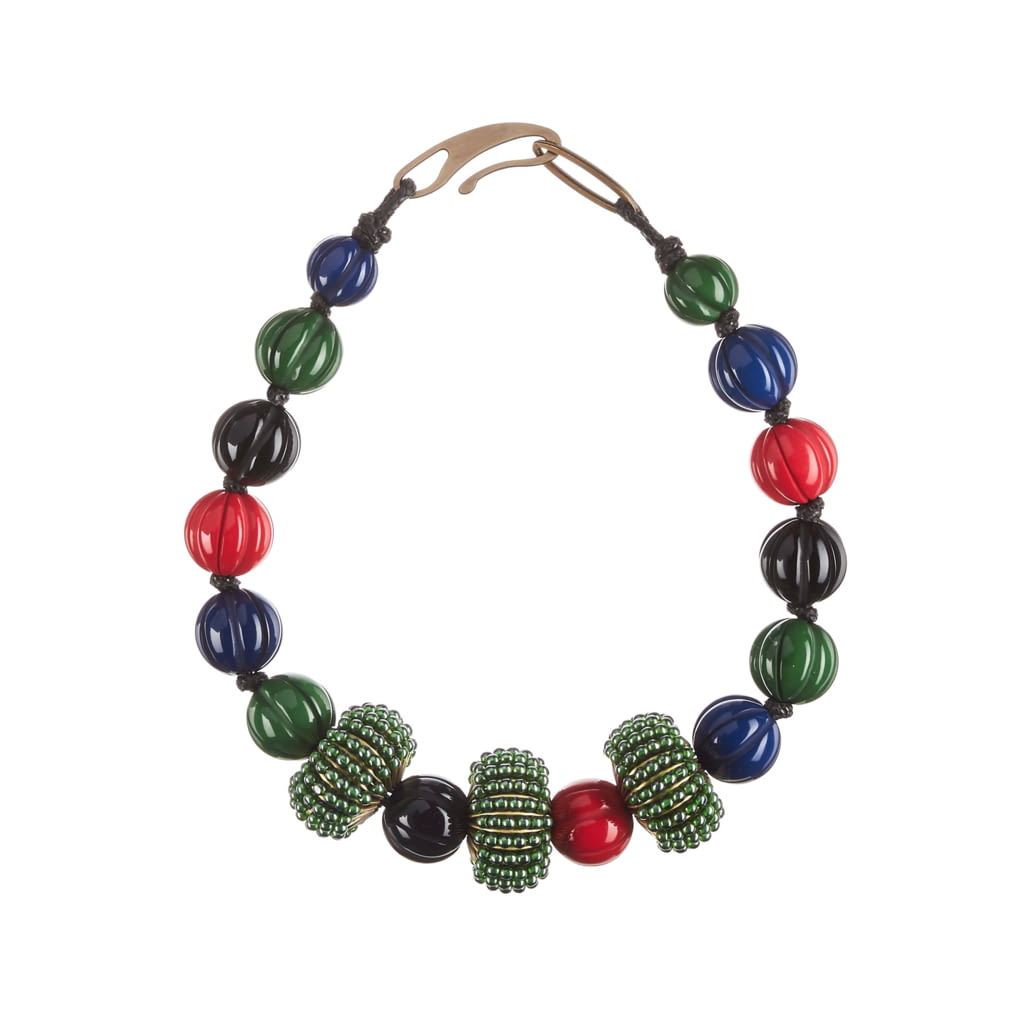 Fashion Week Milan Fall/Winter 2018 look 29 de la collection Giorgio Armani womenswear accessories