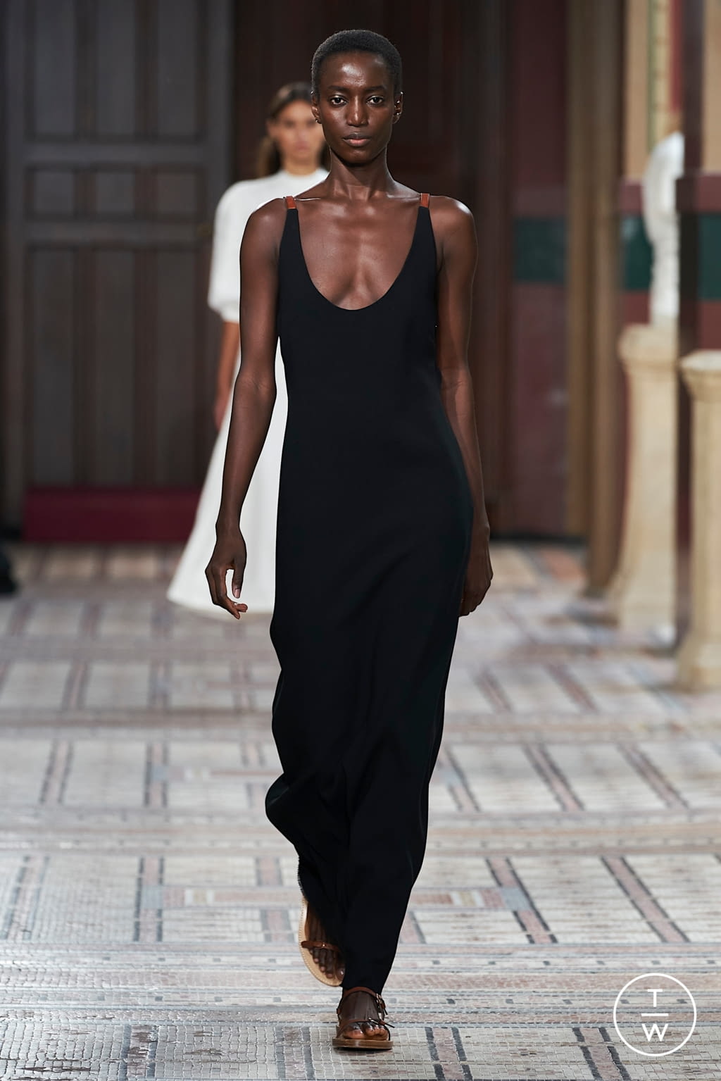 Fashion Week Paris Spring/Summer 2021 look 9 de la collection Gabriela Hearst womenswear
