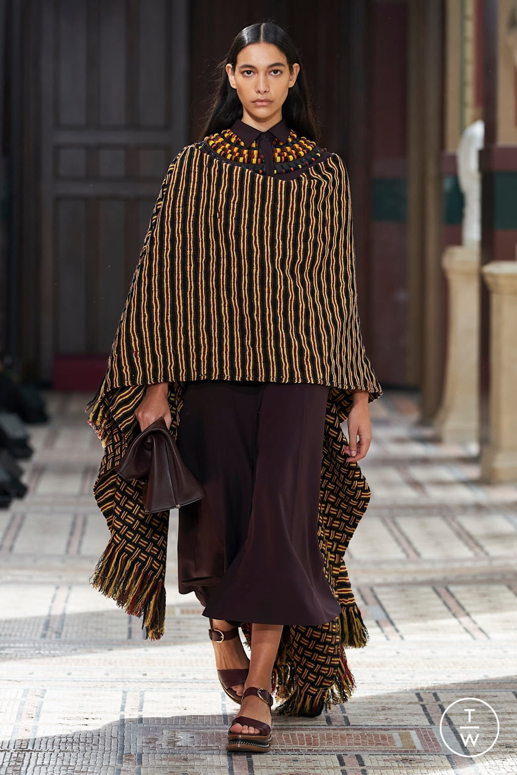 Fashion Week Paris Spring/Summer 2021 look 25 from the Gabriela Hearst collection womenswear