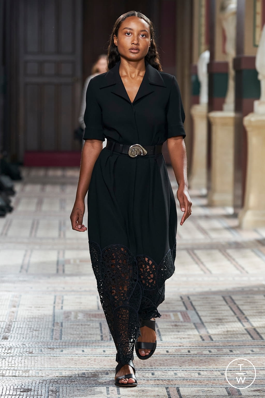 Fashion Week Paris Spring/Summer 2021 look 26 from the Gabriela Hearst collection womenswear