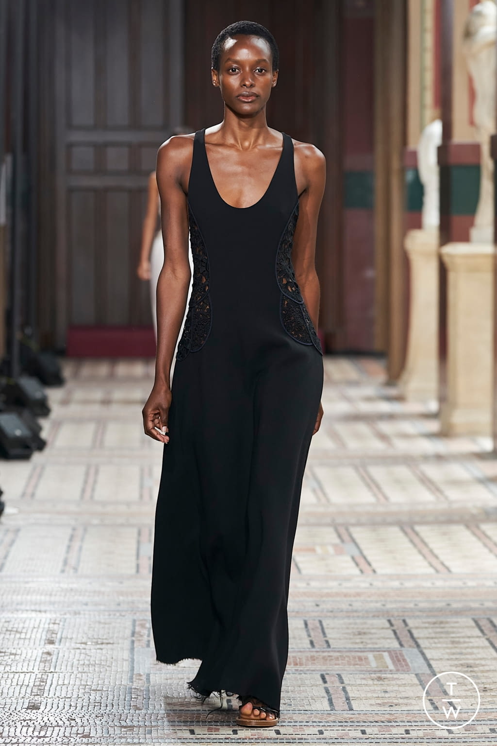 Fashion Week Paris Spring/Summer 2021 look 28 from the Gabriela Hearst collection 女装