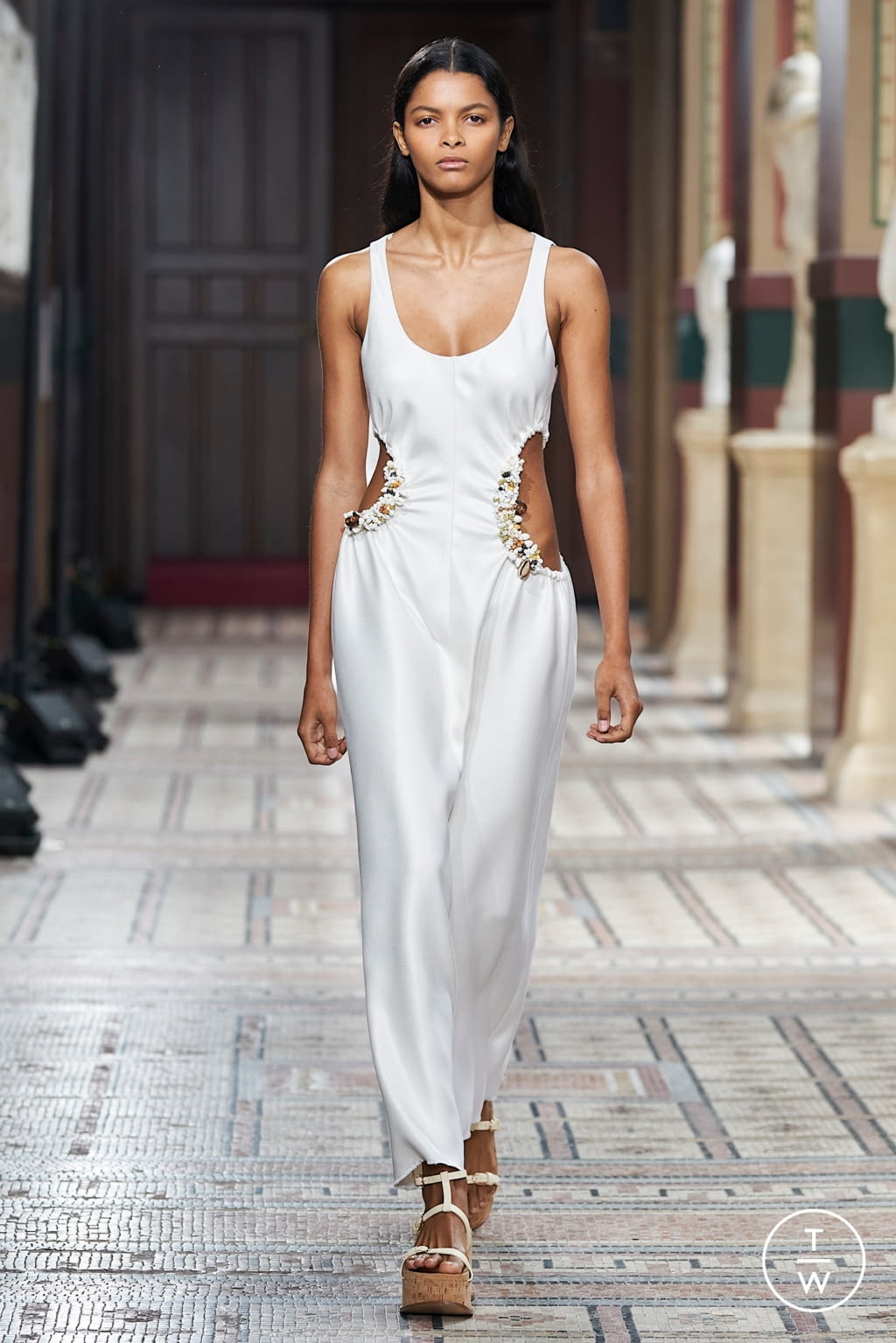 Fashion Week Paris Spring/Summer 2021 look 29 from the Gabriela Hearst collection womenswear