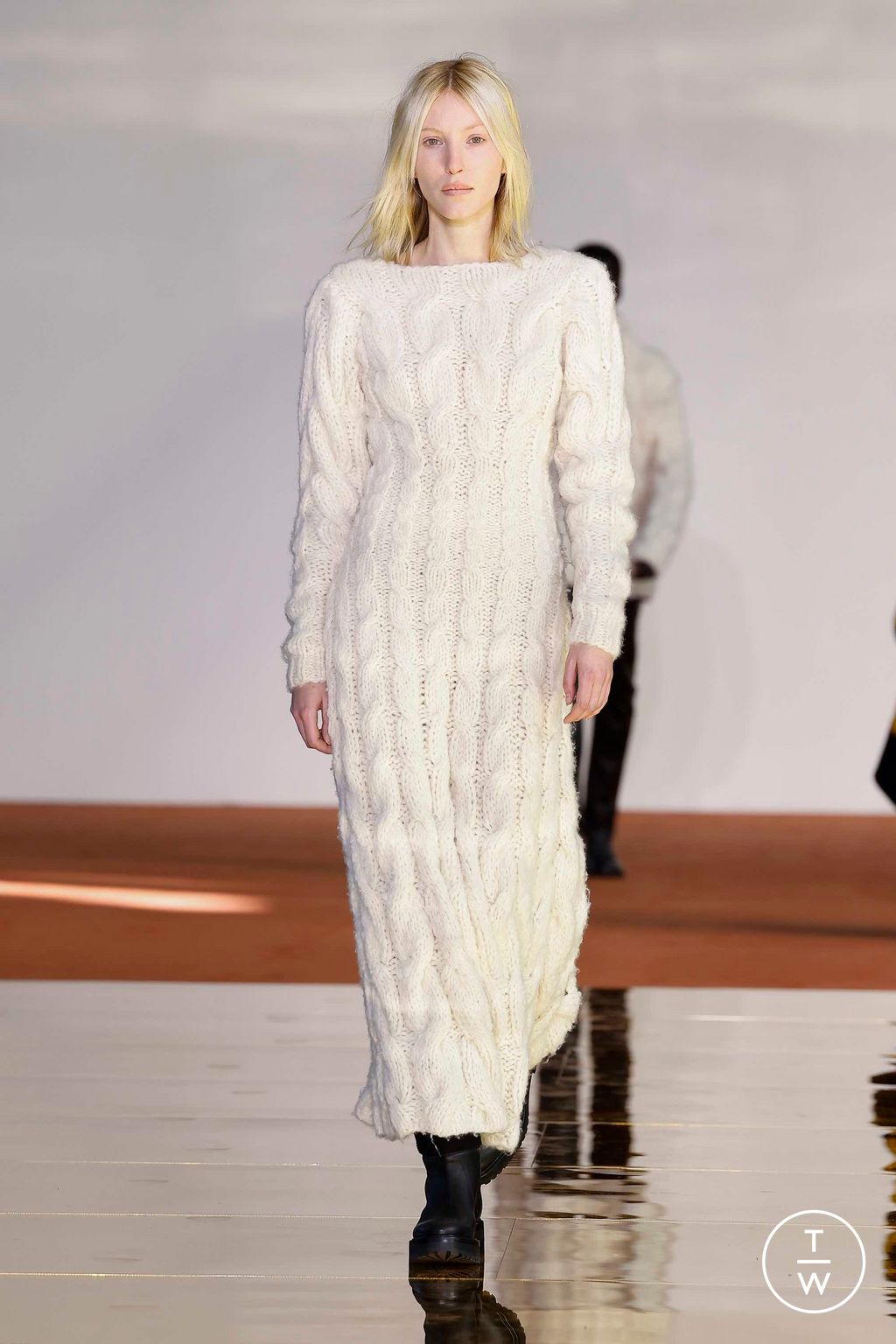 Fashion Week New York Fall/Winter 2023 look 19 de la collection Gabriela Hearst womenswear