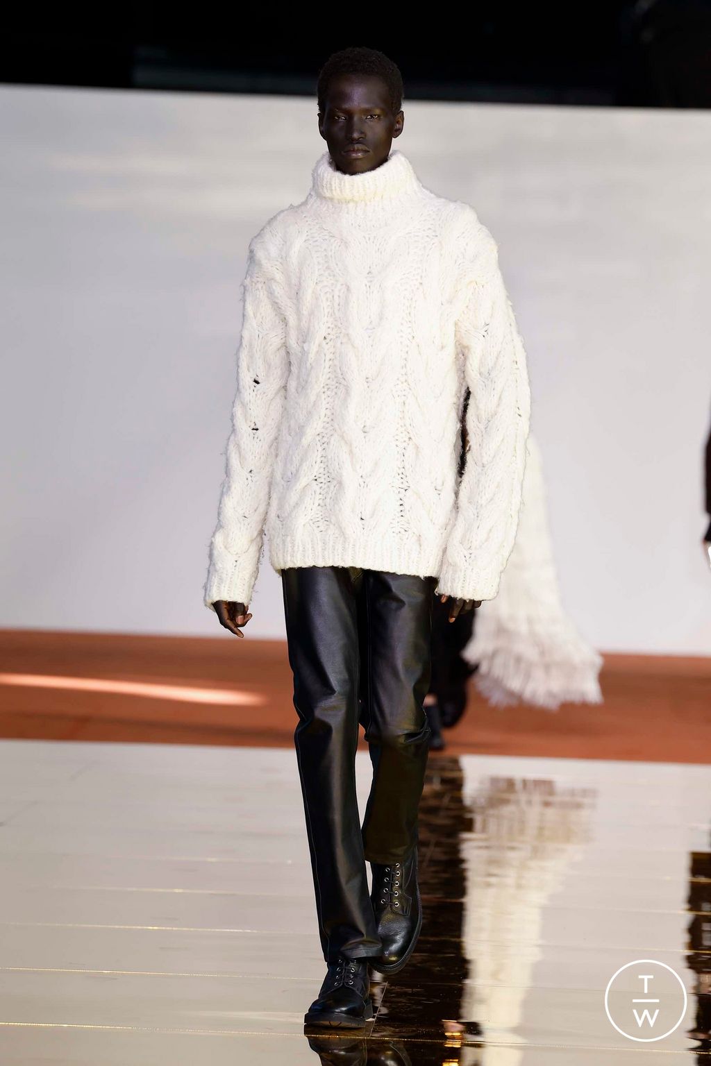 Fashion Week New York Fall/Winter 2023 look 20 from the Gabriela Hearst collection womenswear