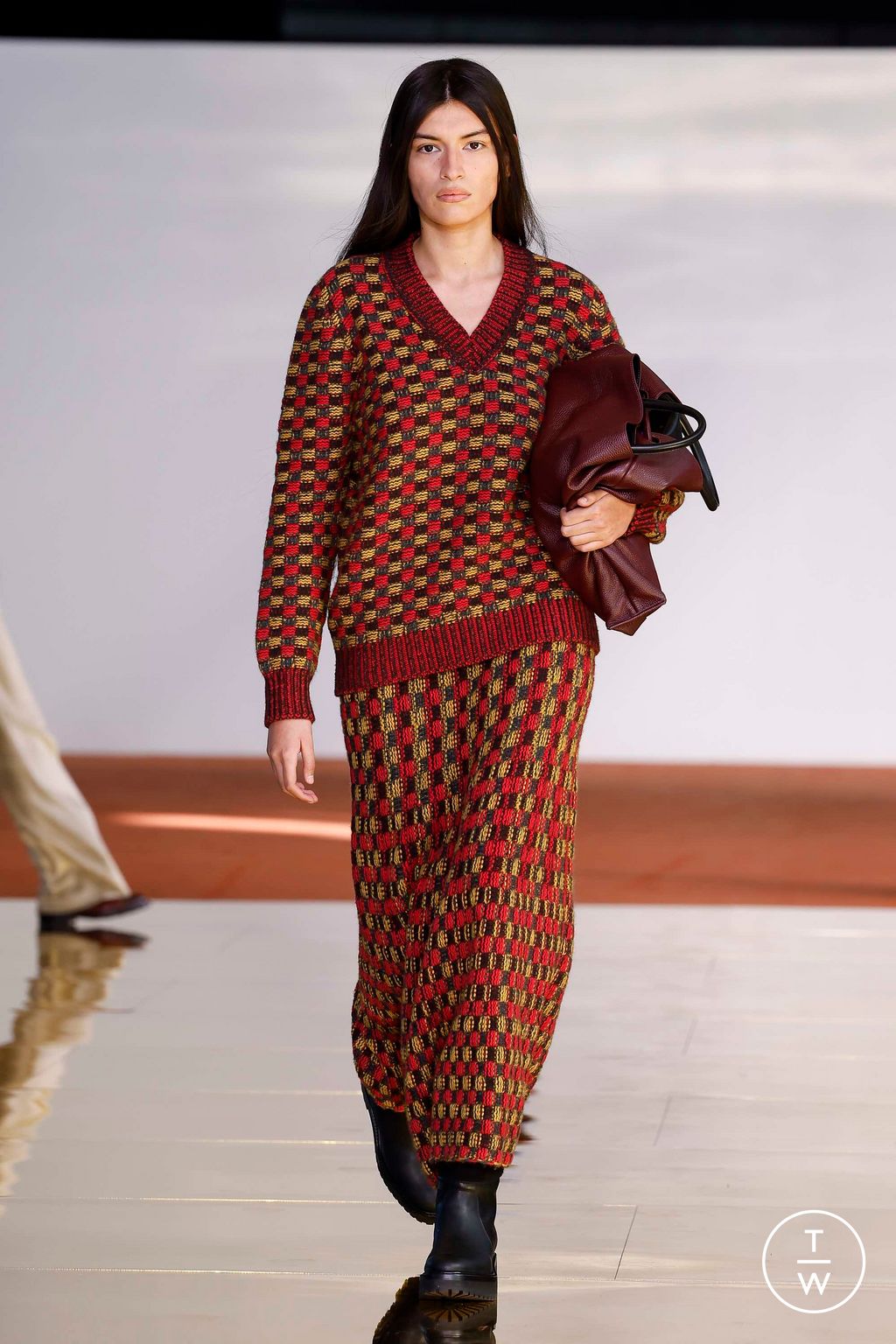Fashion Week New York Fall/Winter 2023 look 25 from the Gabriela Hearst collection 女装