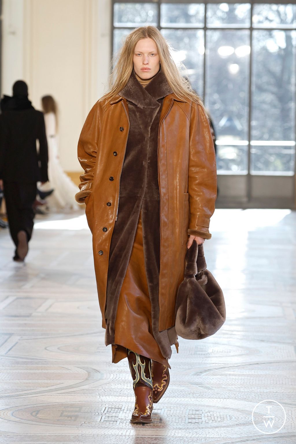Fashion Week Paris Fall/Winter 2026 look 11 from the Gabriela Hearst collection womenswear