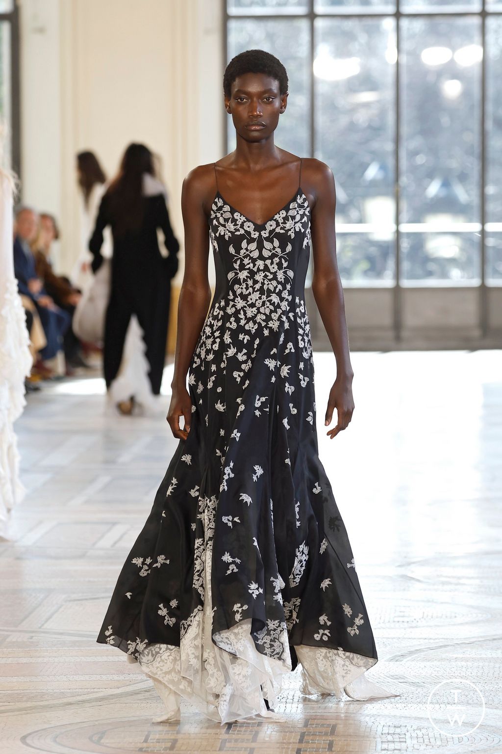 Fashion Week Paris Fall/Winter 2026 look 39 from the Gabriela Hearst collection womenswear