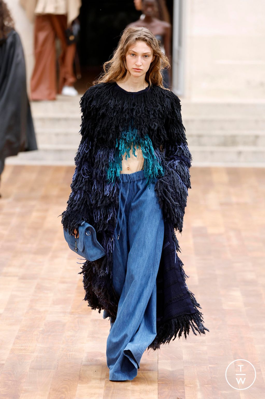 Fashion Week Paris Spring/Summer 2025 look 28 from the Gabriela Hearst collection womenswear