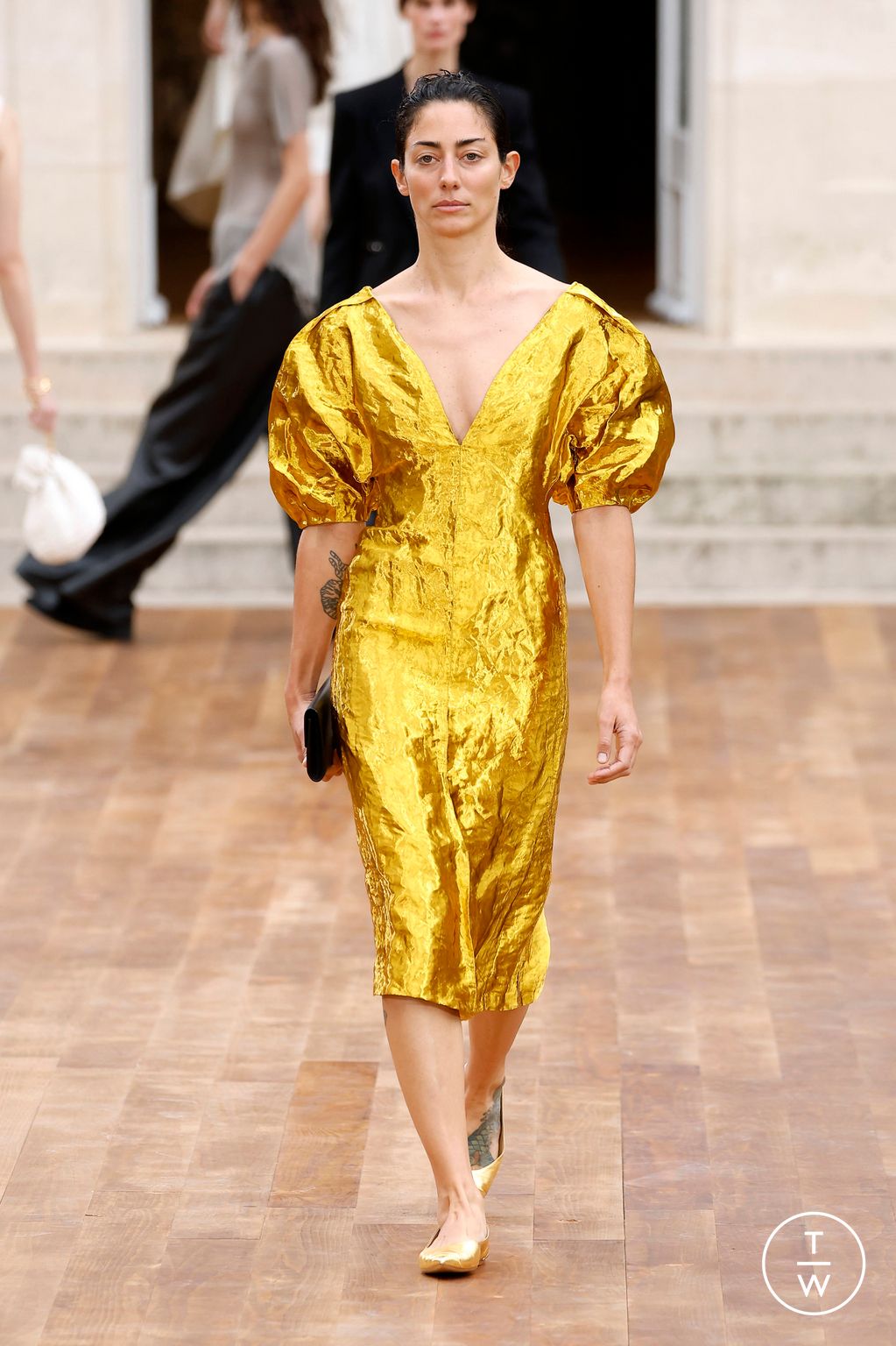 Fashion Week Paris Spring/Summer 2025 look 43 de la collection Gabriela Hearst womenswear