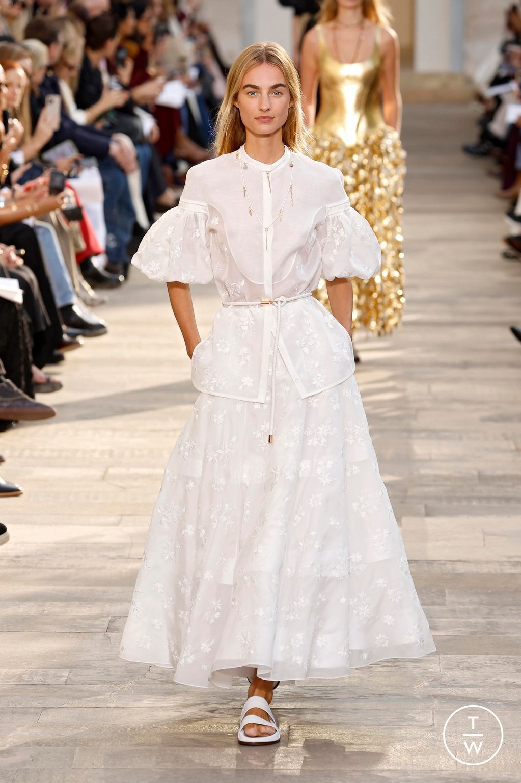 Fashion Week Paris Spring/Summer 2026 look 2 from the Gabriela Hearst collection 女装