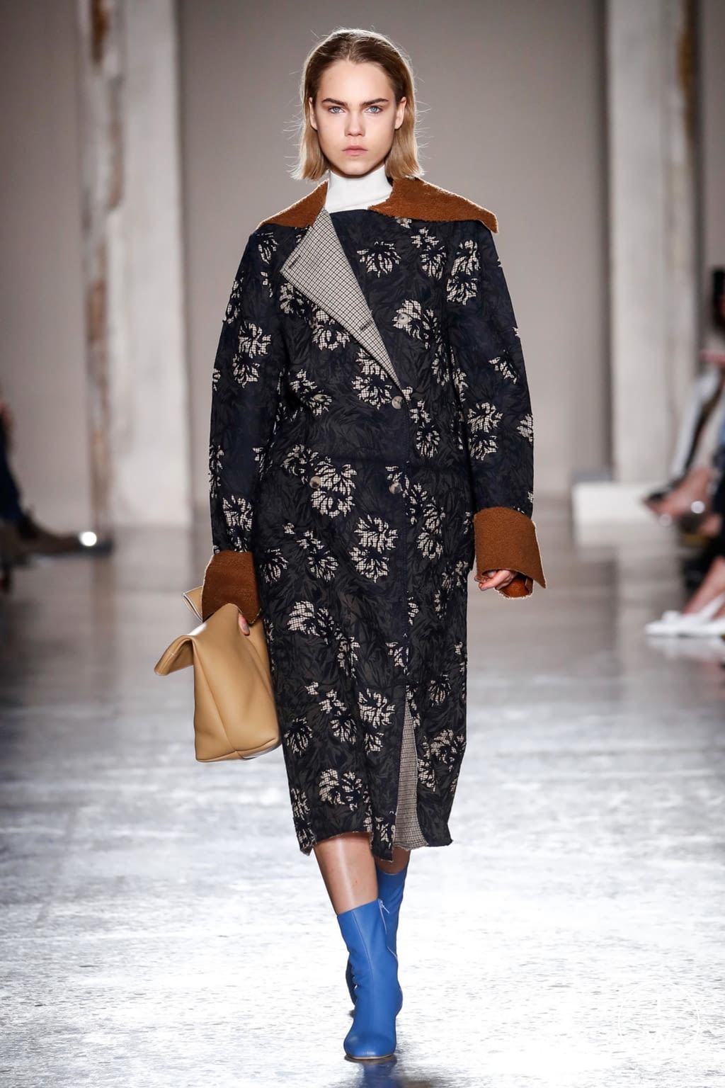 Fashion Week Milan Fall/Winter 2018 look 18 de la collection Gabriele Colangelo womenswear