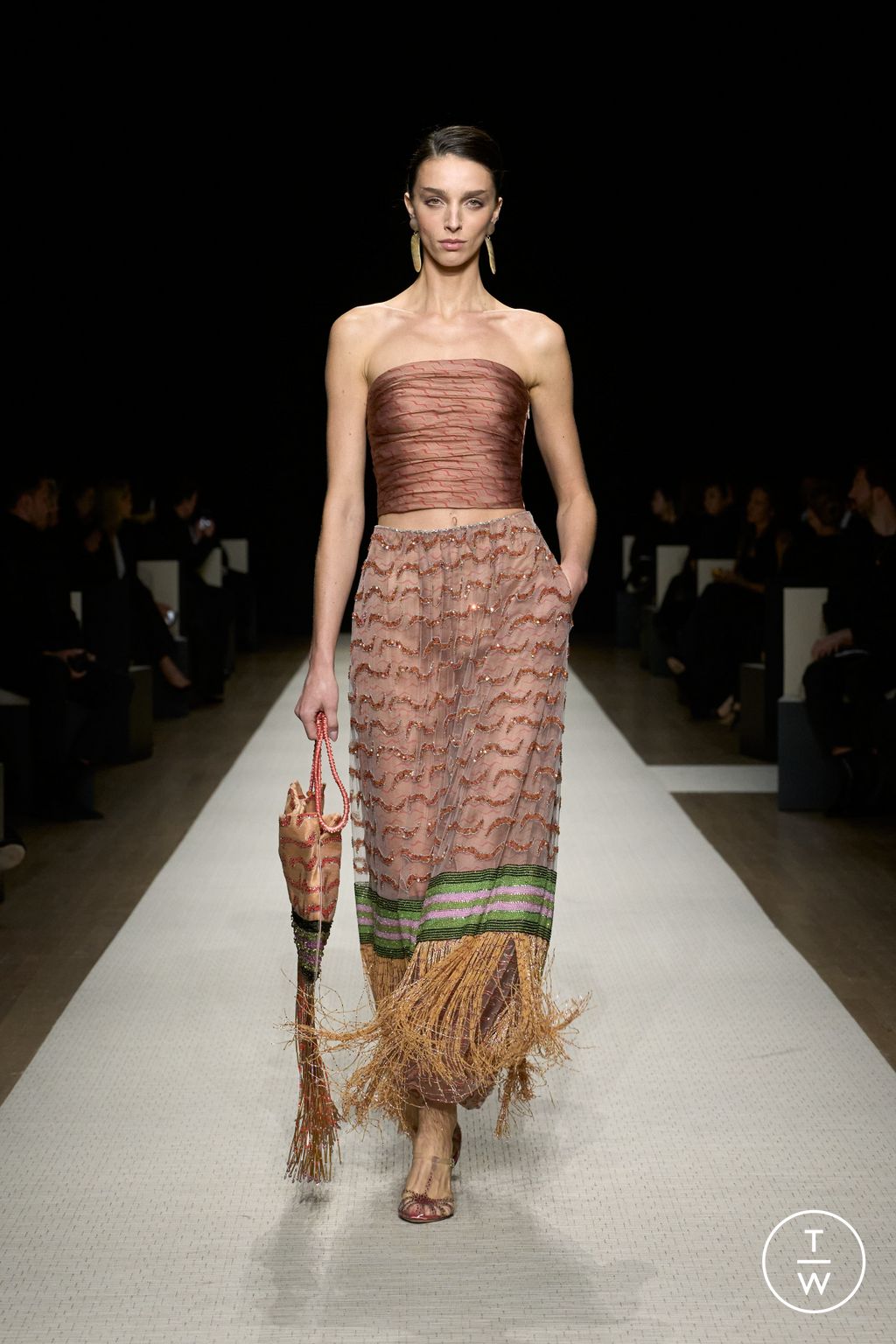 Fashion Week New York Spring/Summer 2025 look 73 from the Giorgio Armani collection womenswear