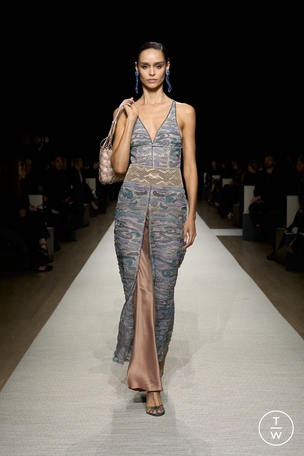 Fashion Week New York Spring/Summer 2025 look 82 from the Giorgio Armani collection womenswear