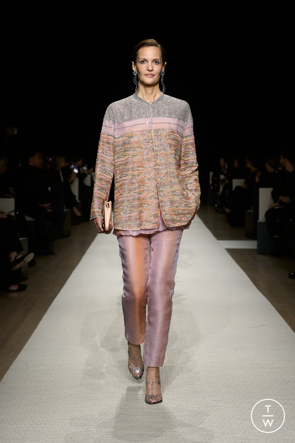 Fashion Week New York Spring/Summer 2025 look 86 from the Giorgio Armani collection womenswear