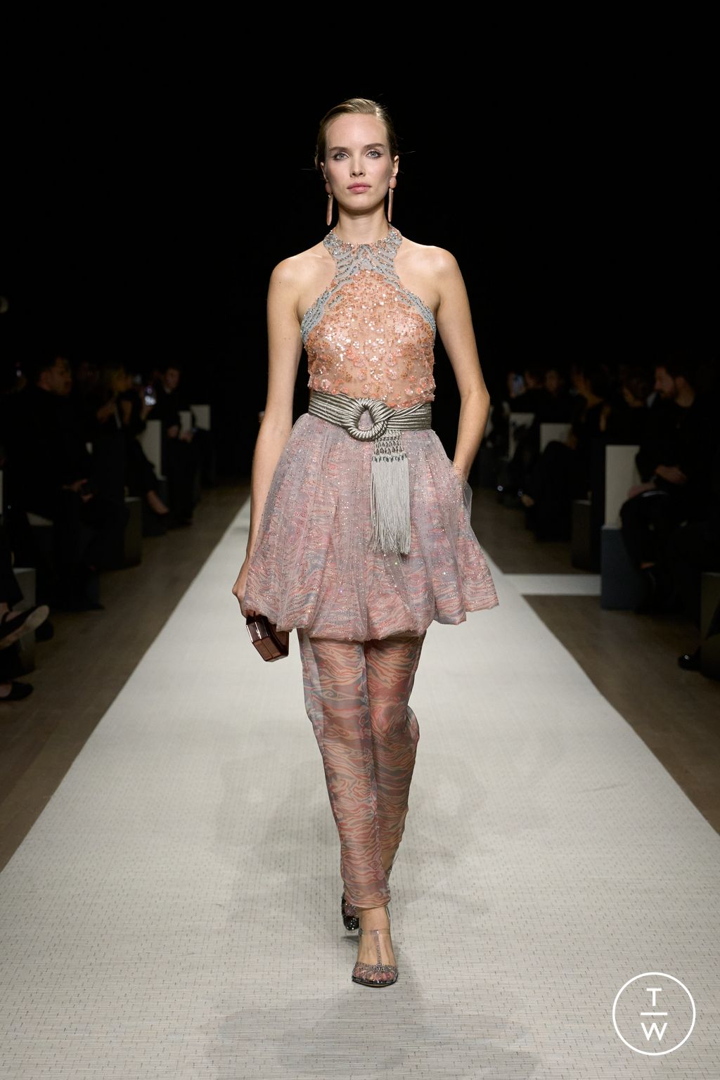 Fashion Week New York Spring/Summer 2025 look 87 from the Giorgio Armani collection womenswear