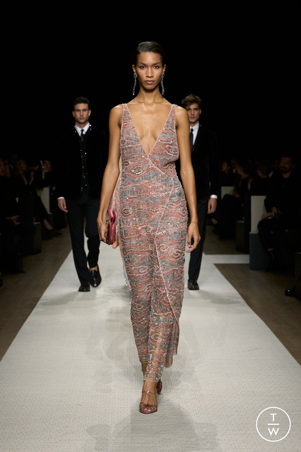 Fashion Week New York Spring/Summer 2025 look 88 from the Giorgio Armani collection womenswear