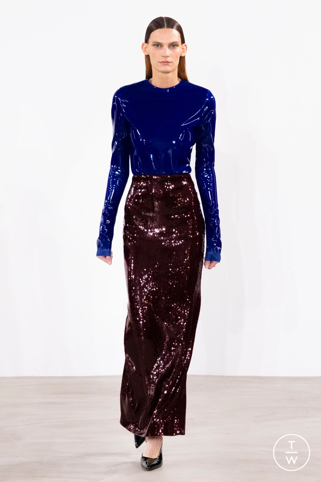 Fashion Week Paris Fall/Winter 2024 look 29 de la collection Galvan womenswear