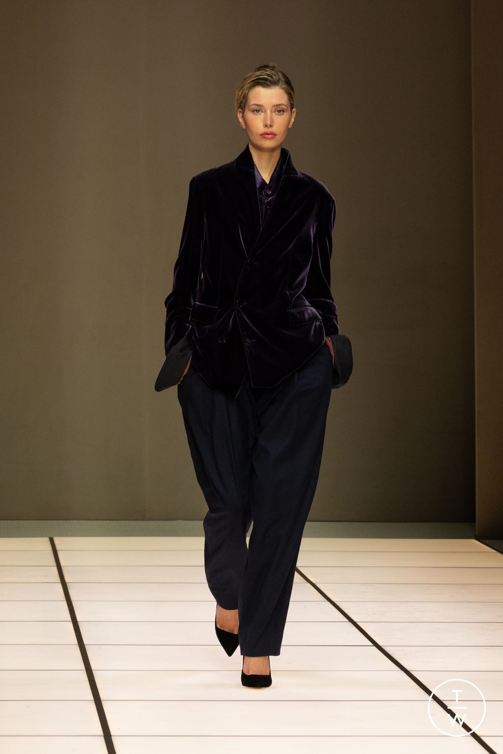Fashion Week Milan Fall/Winter 2026 look 118 from the Giorgio Armani collection menswear