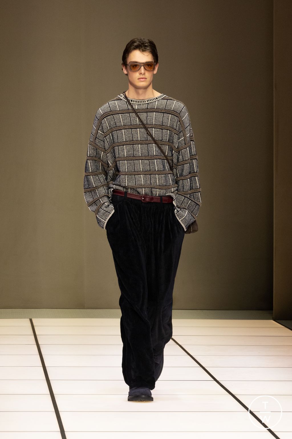 Fashion Week Milan Fall/Winter 2026 look 25 from the Giorgio Armani collection menswear