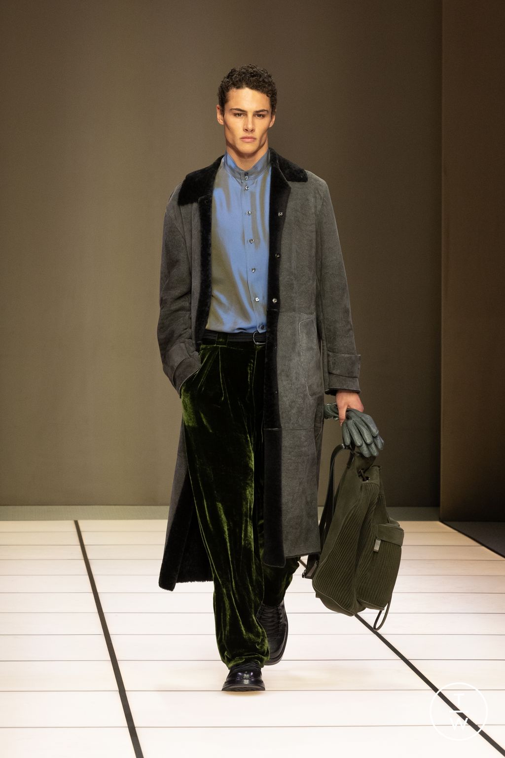 Fashion Week Milan Fall/Winter 2026 look 43 from the Giorgio Armani collection 男装