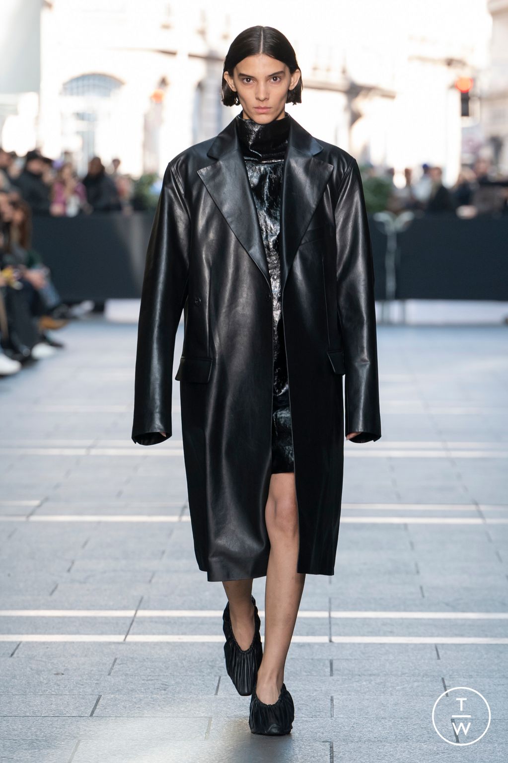 Fashion Week Paris Fall/Winter 2023 look 1 from the GAUCHERE collection womenswear