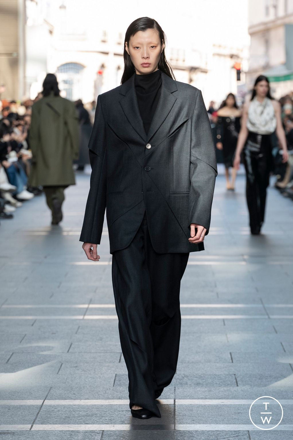 Fashion Week Paris Fall/Winter 2023 look 27 from the GAUCHERE collection womenswear